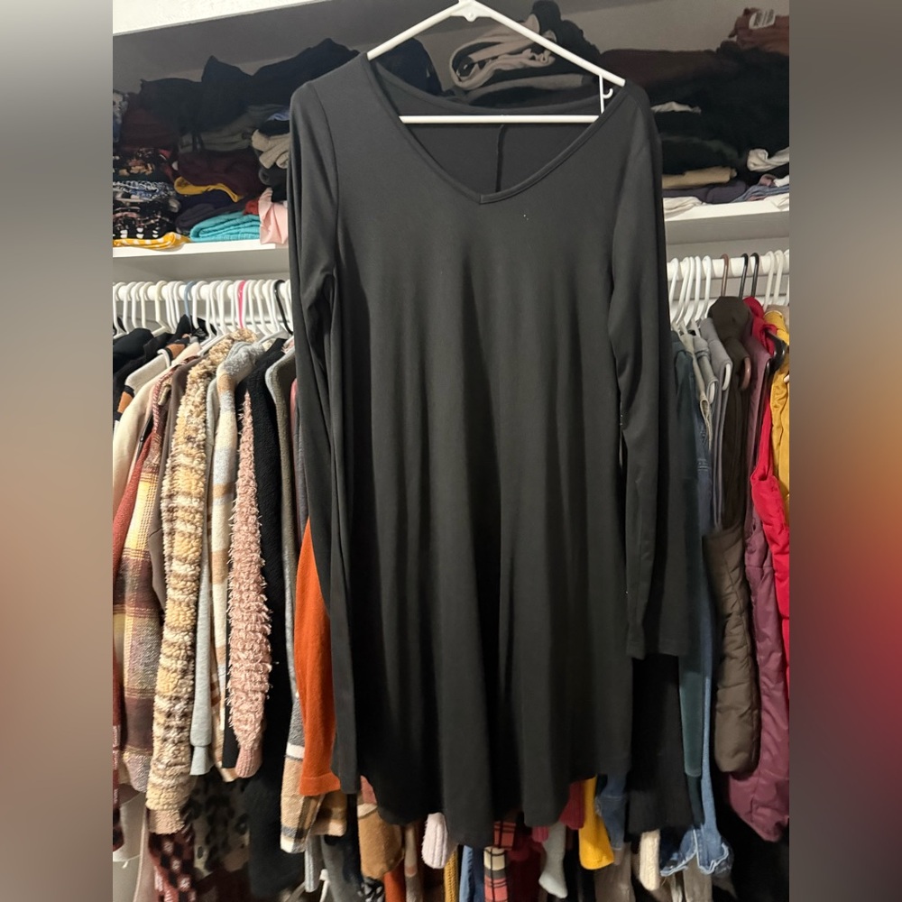 Chic Black Midi Dress